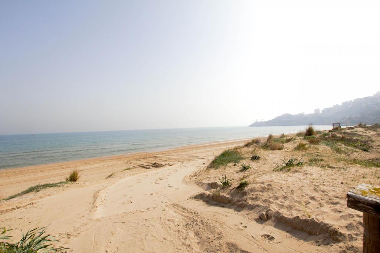 Apartamento A Pie De Playa Кулера Екстериор снимка